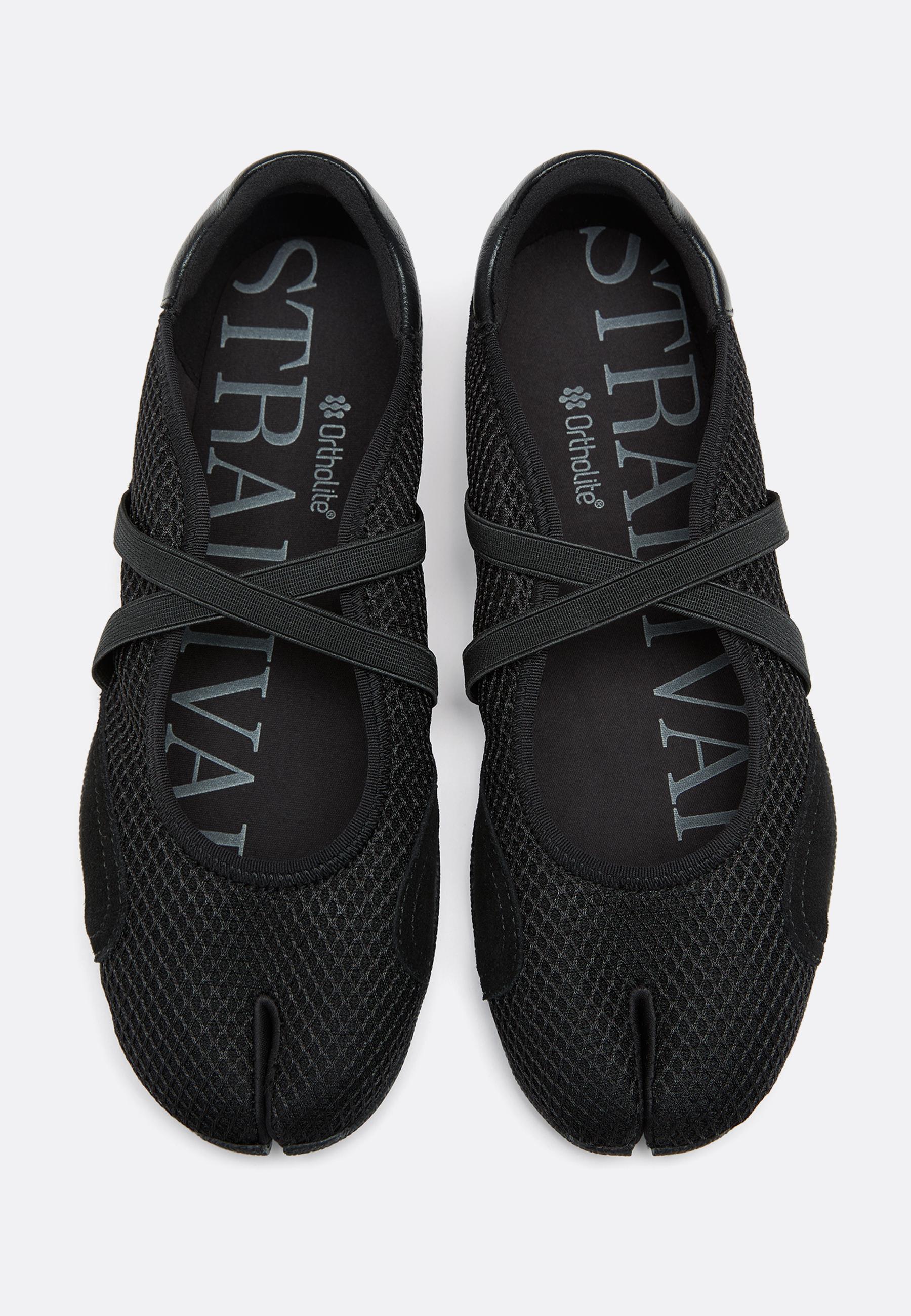 S032 Split-toe sneaker trainers — BLACK 