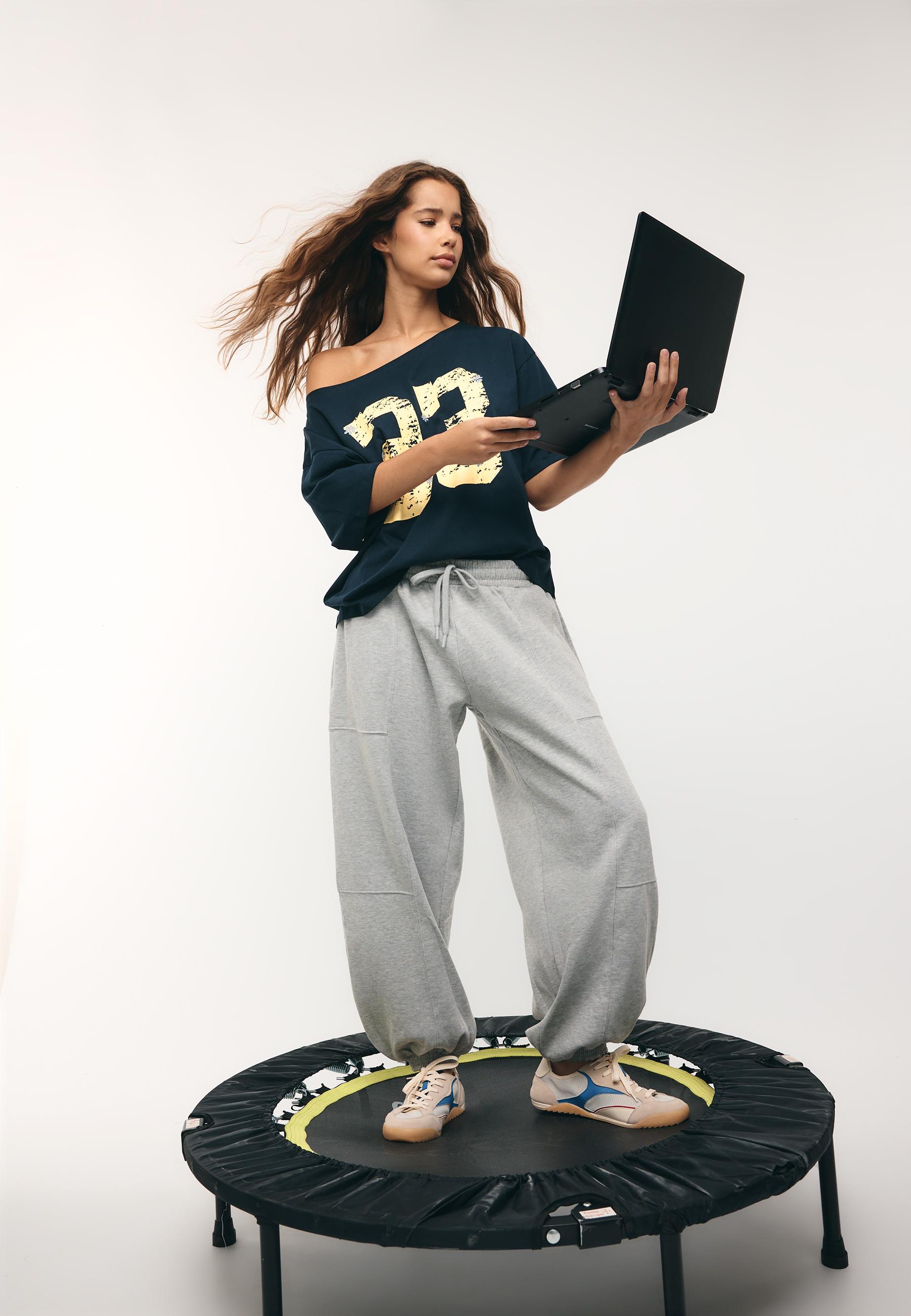 Plush balloon jogger trousers — Grey melange