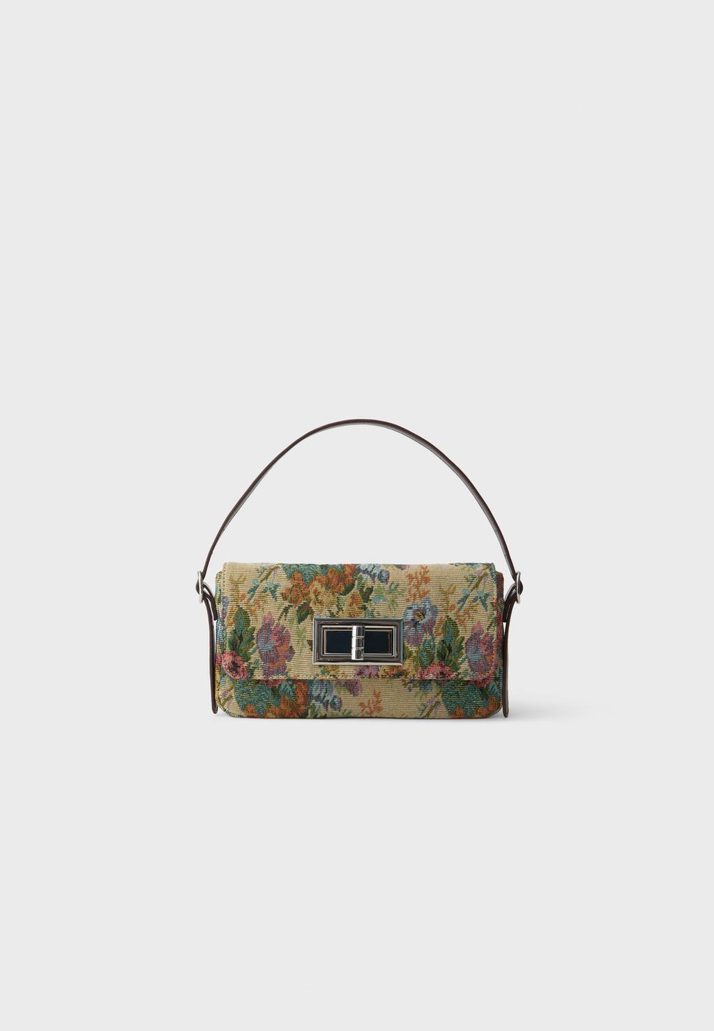 Compact printed shoulder bag with clasp