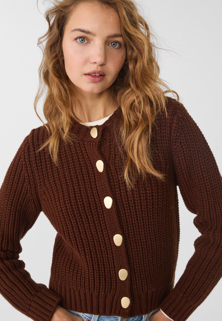 chaqueta de punto botones dorados
