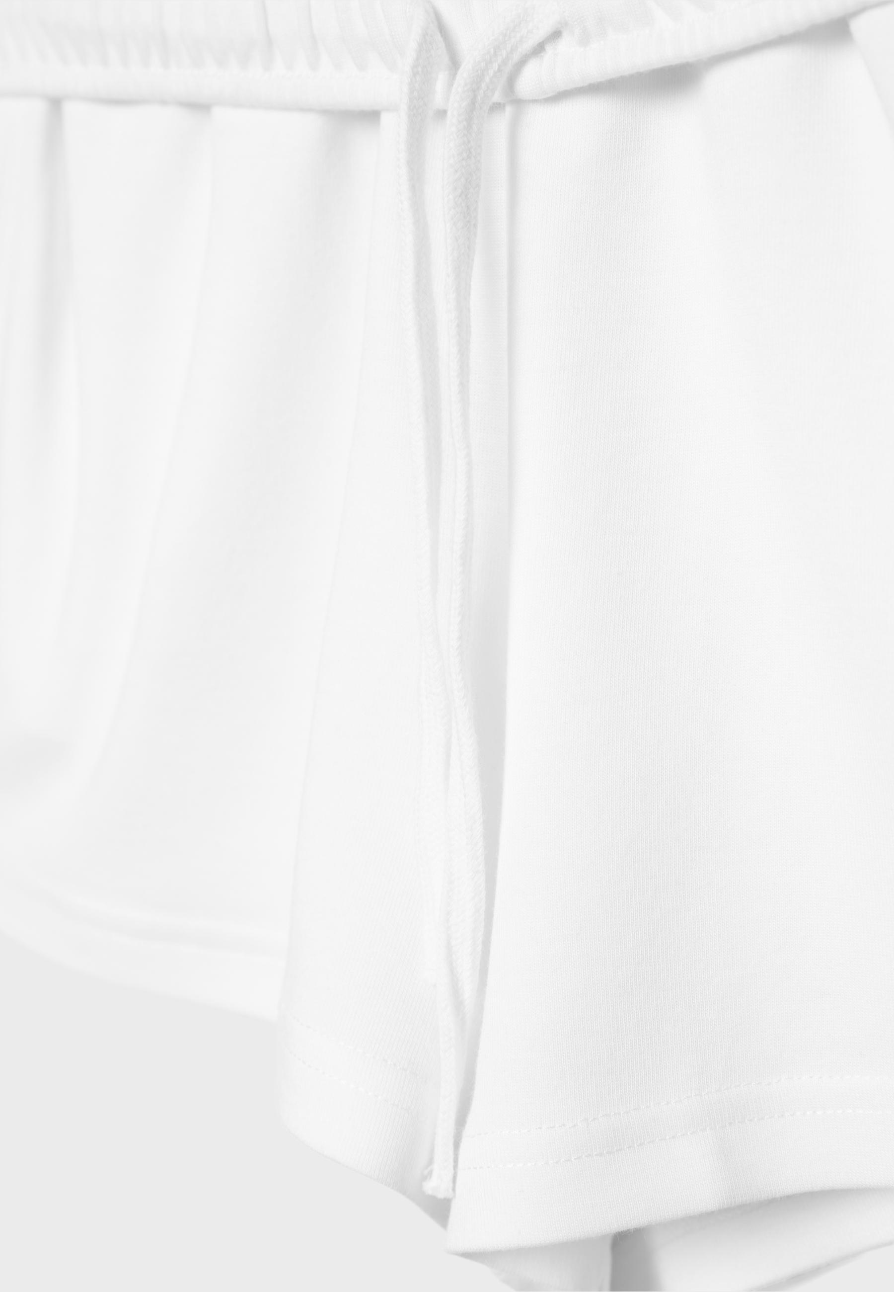 Turn-up waist mini shorts — Ecru