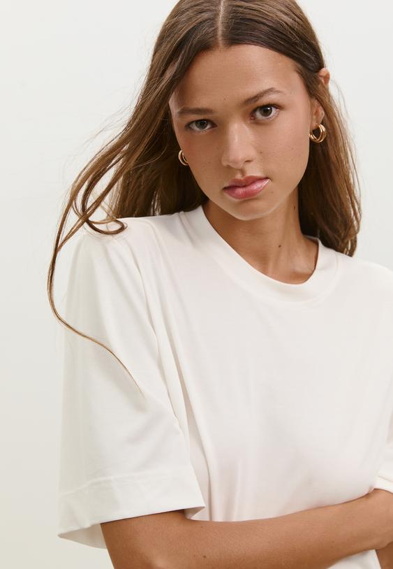 camiseta oversize tacto suave