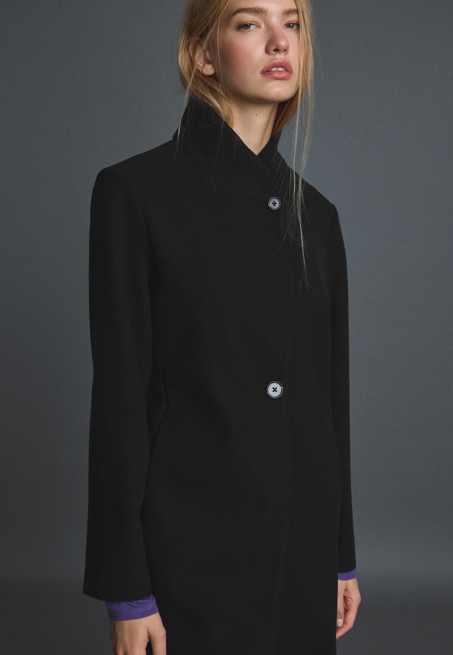 Stradivarius Basic yumuşak dokulu kaban