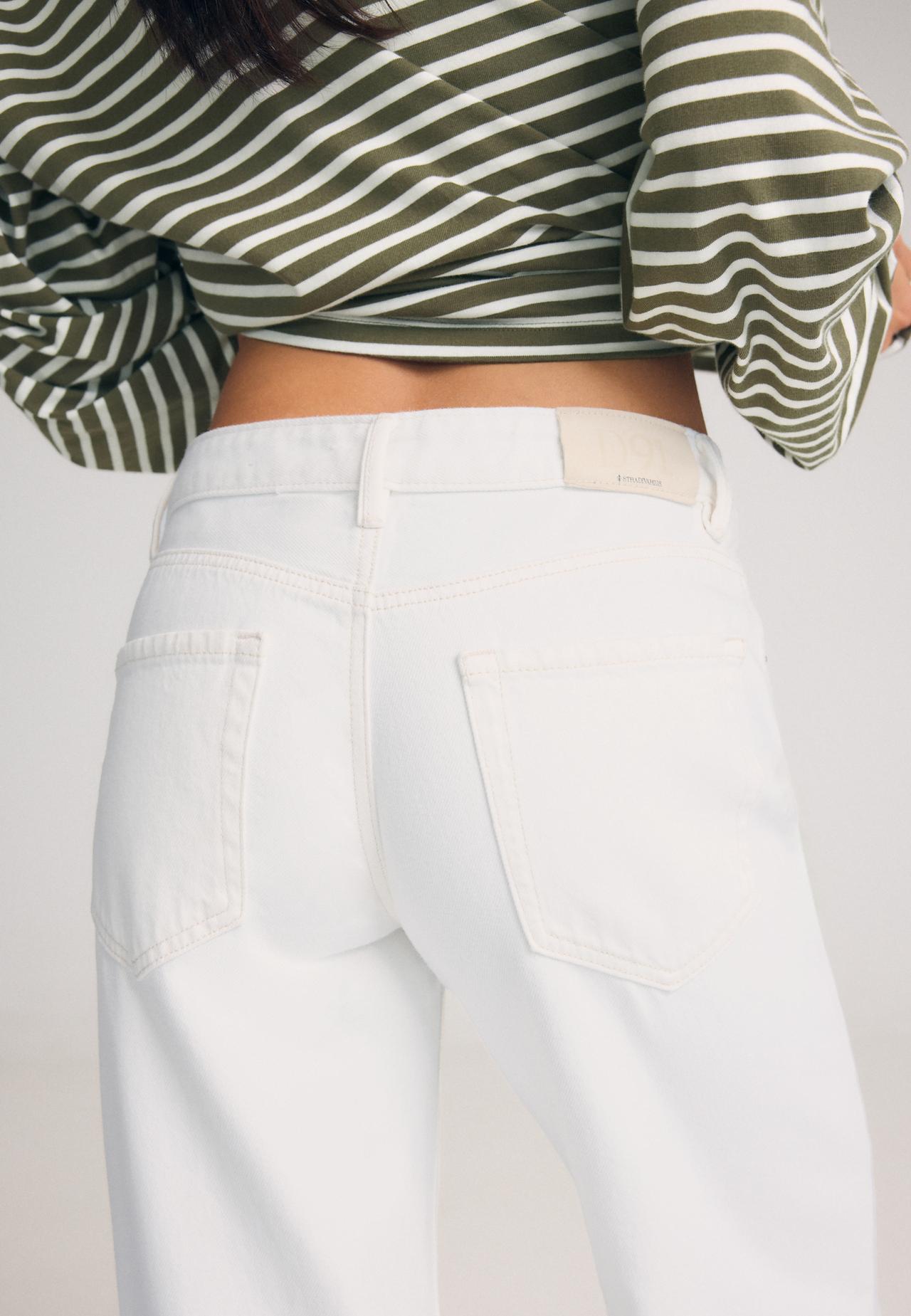 D91 low-rise wide-leg twill jeans — Vanilla