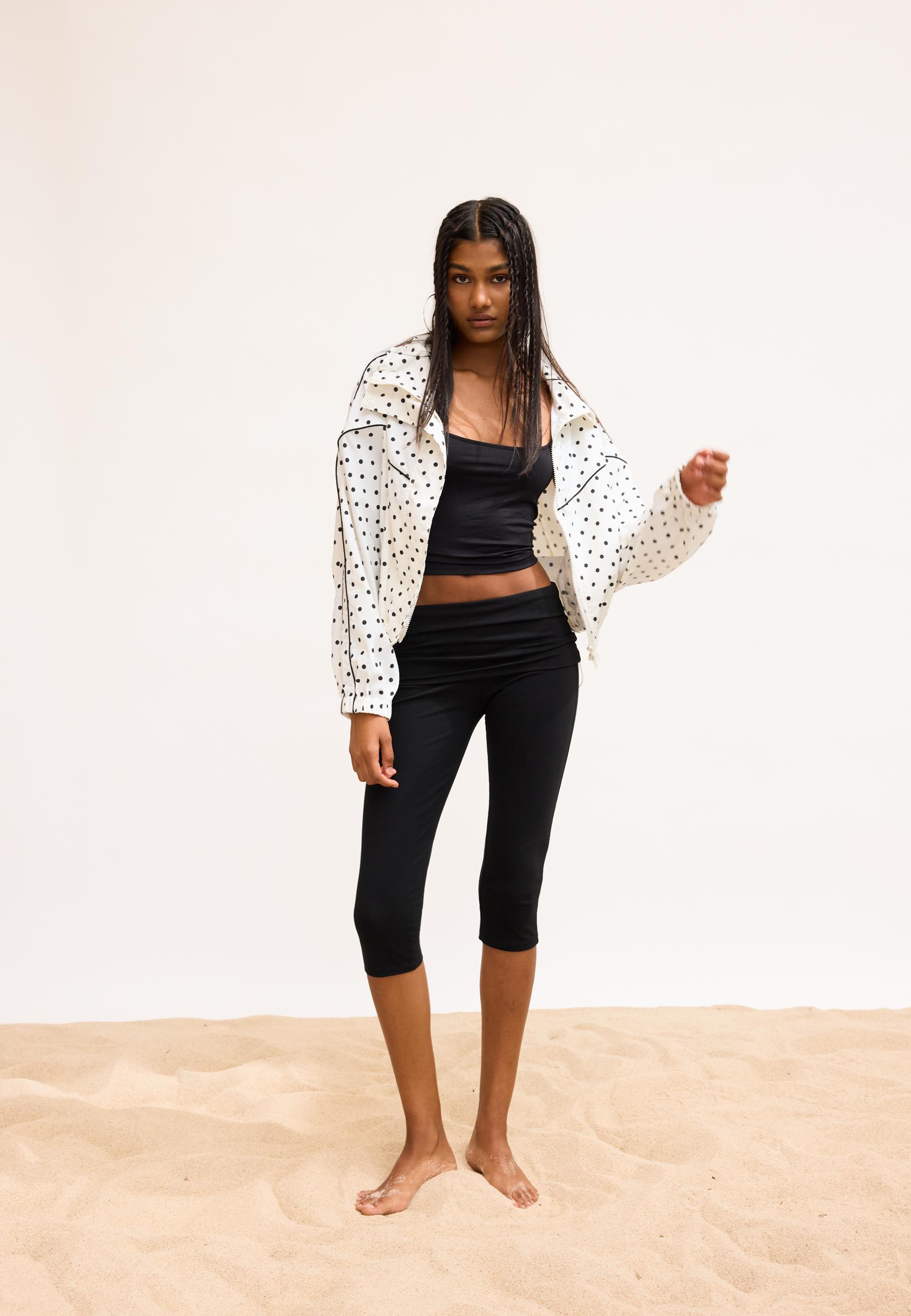 Polka dot cropped windbreaker — Ecru