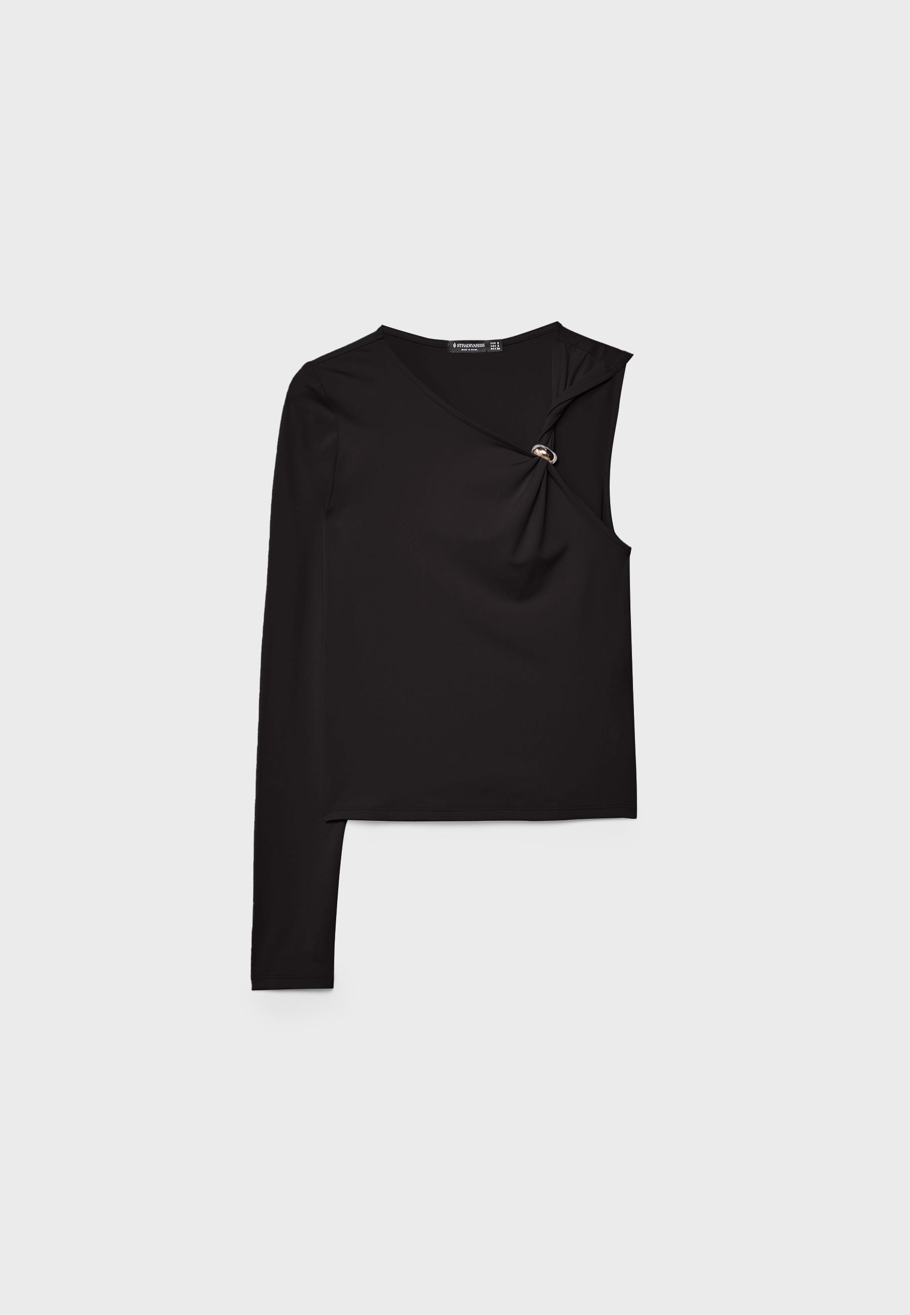 Asymmetric T-shirt with metal buckle — Black
